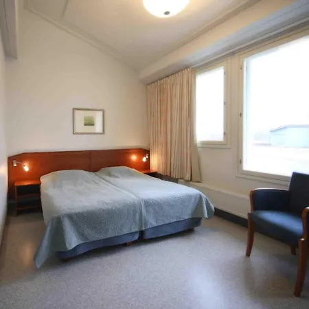 Hotelli Kansanlaeaekintaekeskus 3*