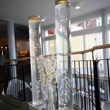 Hotelli Kansanlaeaekintaekeskus 3*