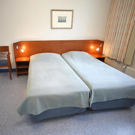 Hotelli Kansanlaeaekintaekeskus 3*