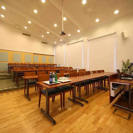 Hotelli Kansanlaeaekintaekeskus 3* Kaustinen