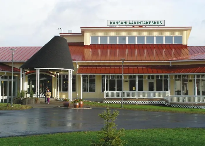 ホテル Hotelli Kansanlaeaekintaekeskus Kaustinen